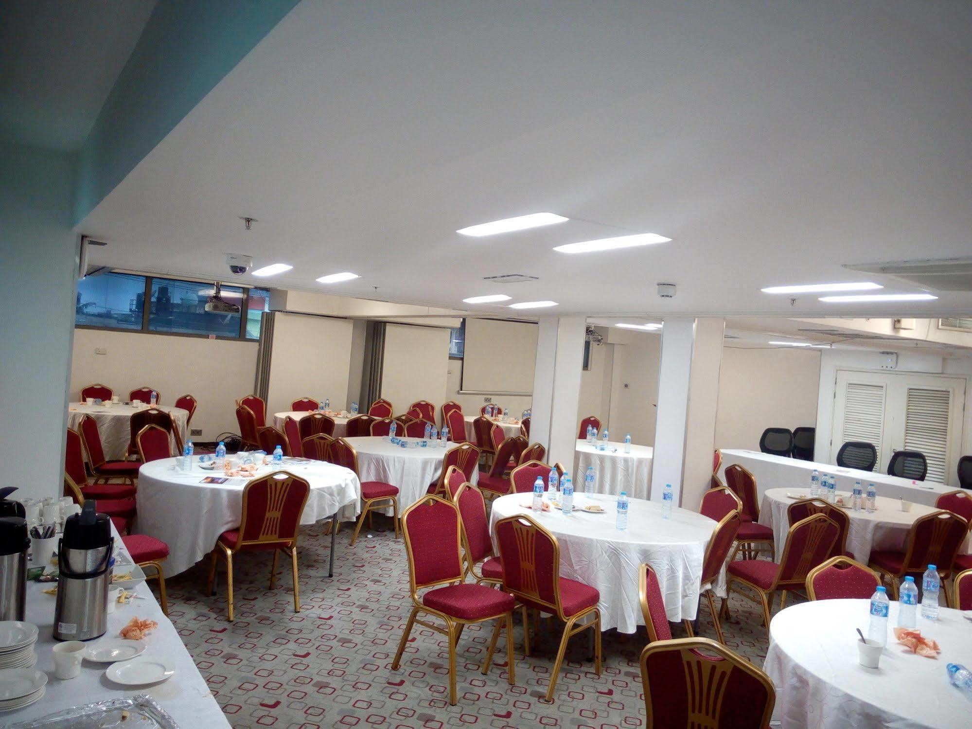 Ibis Lagos Ikeja Dış mekan fotoğraf